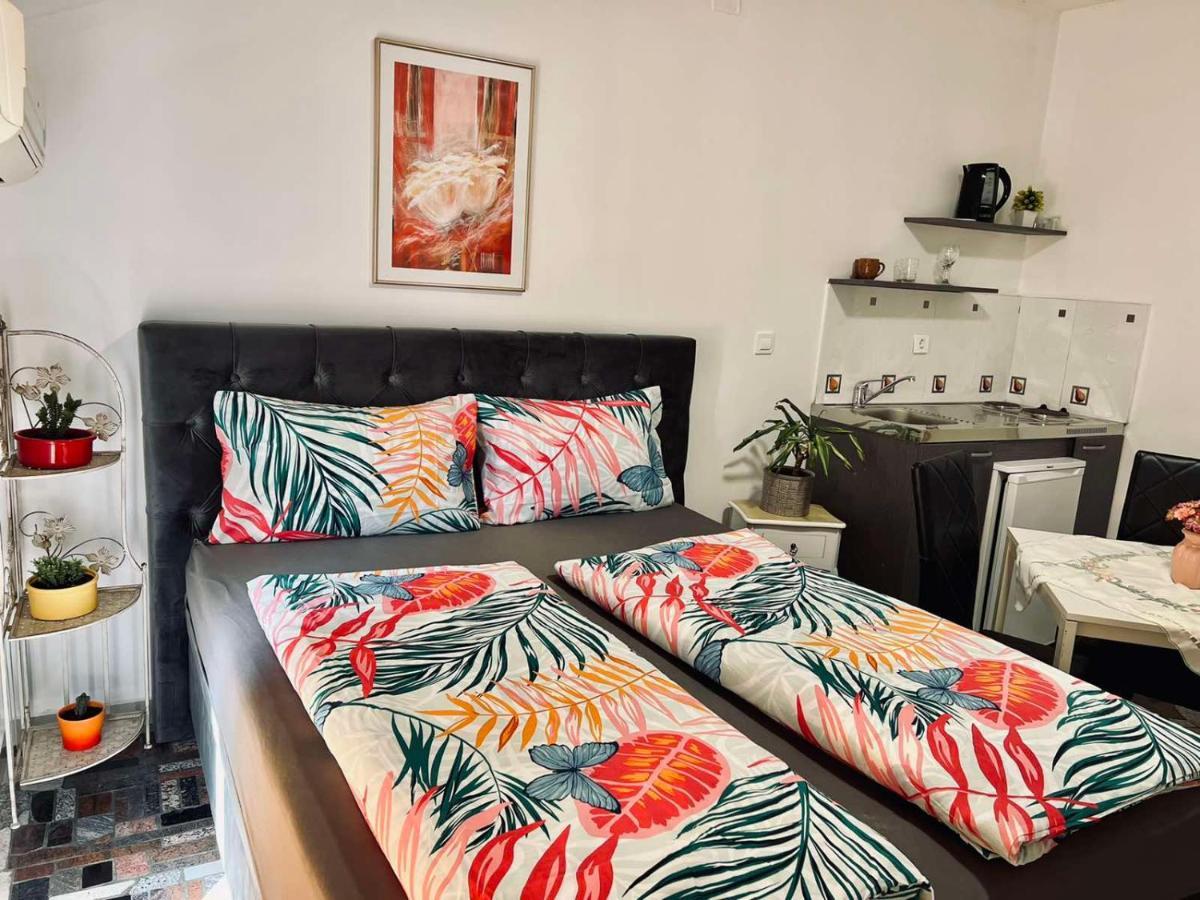 Apartmani Tamara Tivat Exterior photo